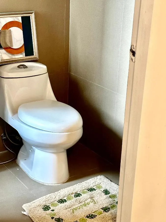 2Bedroom Loft Type Unit In Bgc By K Suites Taguig 0*,  Filippine
