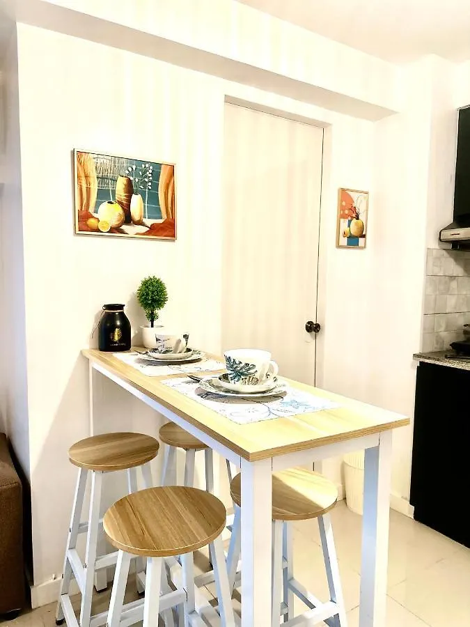 2Bedroom Loft Type Unit In Bgc By K Suites Taguig Filippine