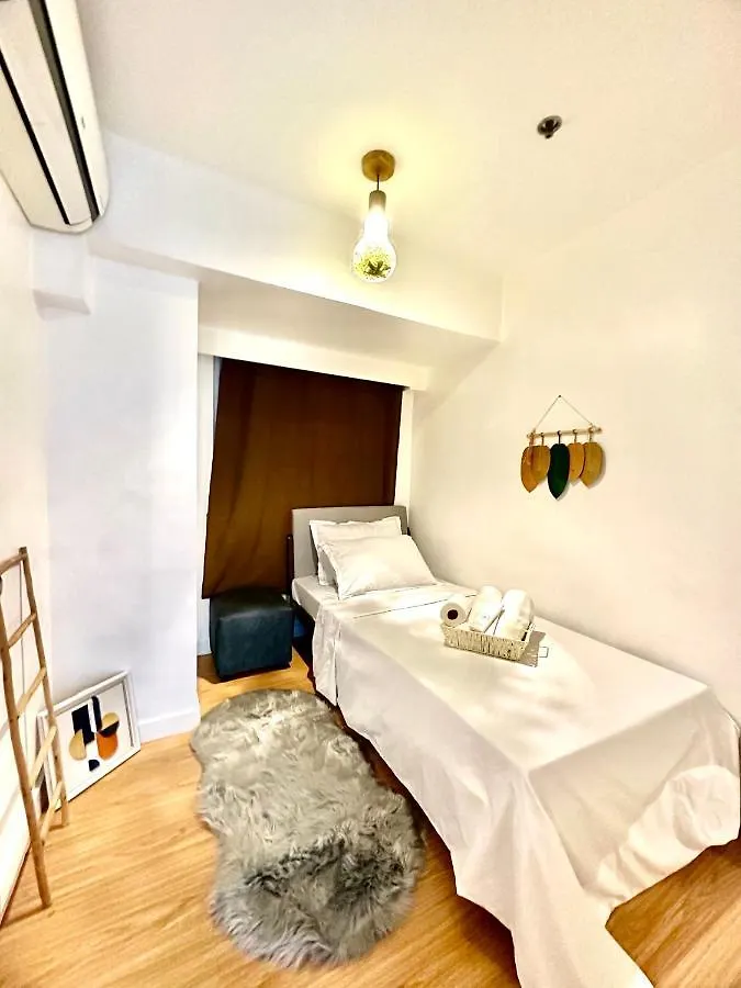 Aparthotel 2Bedroom Loft Type Unit In Bgc By K Suites Taguig Philippines