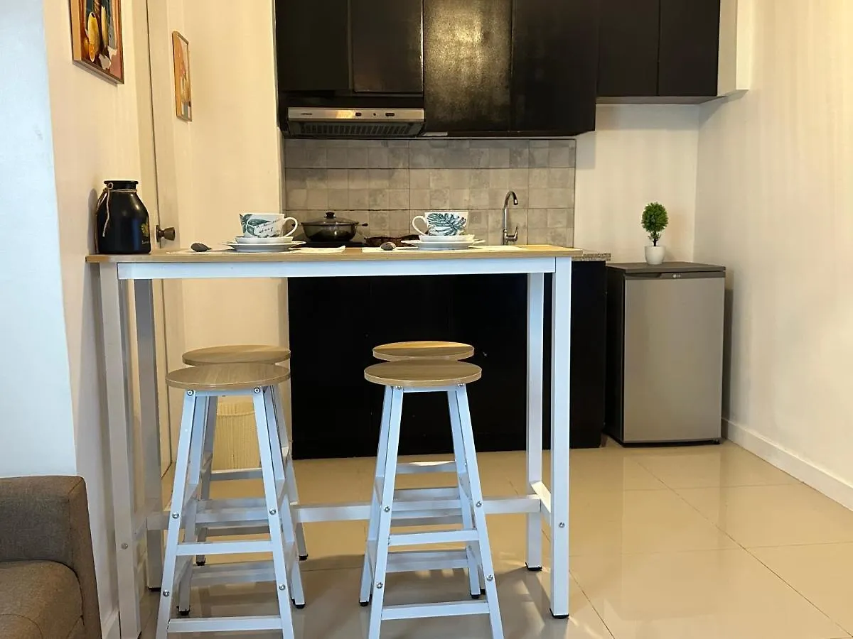 Aparthotel 2Bedroom Loft Type Unit In Bgc By K Suites Taguig Philippines